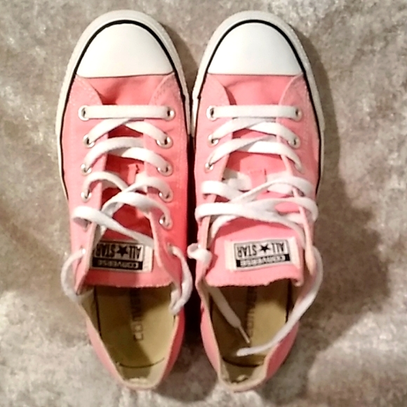 Converse Sneakers  aka Chucks - Picture 7 of 7